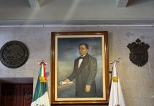 Alcaldesa de Alvarado tuvo que tragar sapos y tomarse la foto con Polo Deschamps