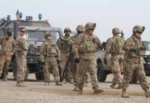 El periodista Tucker Carlson afirma que Trump anunciará la guerra con Venezuela la noche de este miércoles