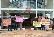 VIDEO / Protestan en el Instituto Superior de Música en Xalapa por despidos injustificados