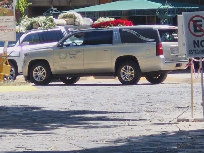 sepultan-cuerpo-de-nemesio-oseguera-en-recinto-de-la-paz-713391